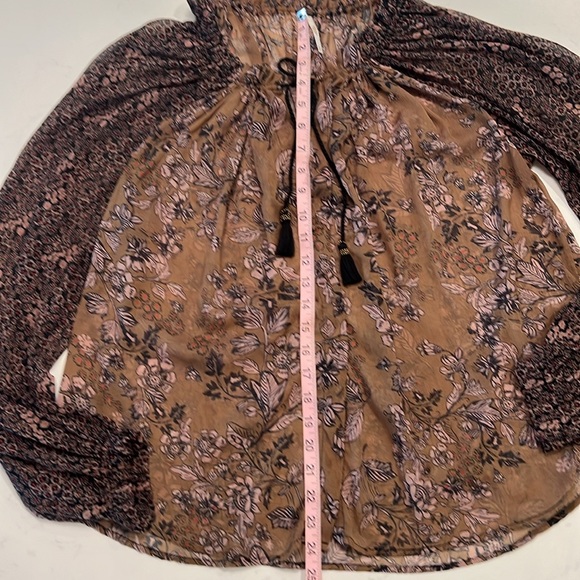 Free People Boho flows Floral Print Top, fall colors, sz. Small - Picture 5 of 11